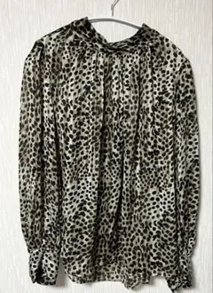 ヒョウ柄 シフォン 長袖ブラウス⭐︎古着屋購入