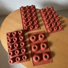 Silikomart シリコン型 カヌレ型 焼き菓子型 4枚セットのサムネイル