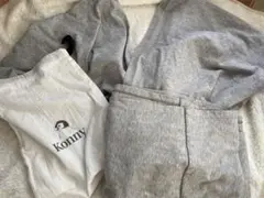コニー抱っこ紐　XS グレー　収納袋付き