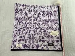 BIGI 紫花柄大判ハンカチ