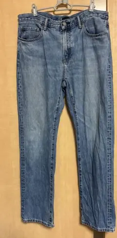 ユニクロメンズストレートジーンズ35インチ