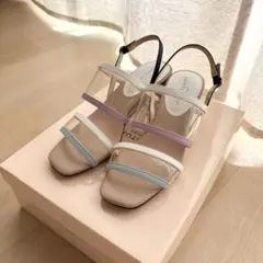 【美品】ジルスチュアート　バックストラップクリアサンダル　22.5cmのサムネイル