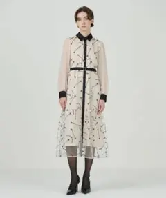 グレースコンチネンタル　ハートアロー刺繍ワンピース