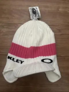 Item thumbnail for item ac2b099f-cebc-4c2e-b5be-b9ff6f991917