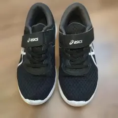 ASICS ブラック スニーカー 　21cm