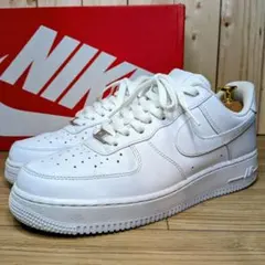 【極美品】NIKE エアフォース1 '07 ホワイト 27cm