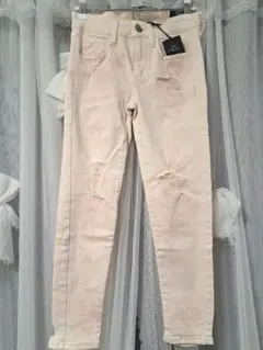 Item thumbnail for item c9d76d8f-1e97-4d9e-b906-2630f7f9b34c