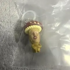 こびとづかん めじるしアクセサリー マスコット　ベニキノコビト