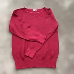 レディースセーター　赤