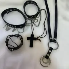 【まとめ売り】V系　レザー　ネックレス　チョーカー　ブレスレット　5点セット