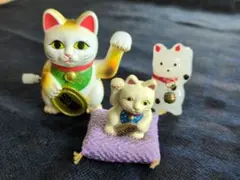 【値下げしました】招き猫 置物 3つまとめ売り ぜんまいフィギュアのサムネイル