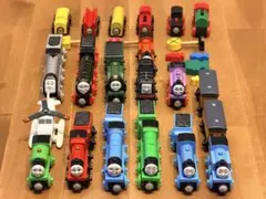 木製トーマス 列車セット 19台セット他いろいろ