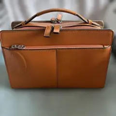 CASTELBAJAC オレンジレザー ビジネスバッグ