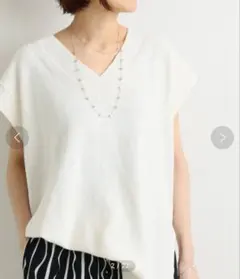 IENA コットンリネンワイドVネックジレ 　春ニット