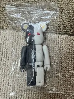 Bring Me the Horizon BABYMETAL フィギュア 中古】Oli本人着用