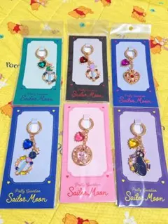 セーラームーン USJ限定 幻の銀水晶チャーム - メルカリ