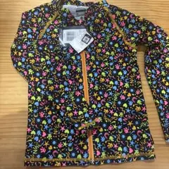 NIKEラッシュガード110