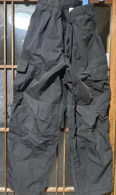 UNIQLO ワイドフィットパラシュートカーゴパンツ Sサイズ　ブラック