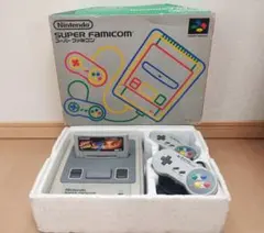 動作品Nintendo Super Famicom 本体 コントローラー2個付き