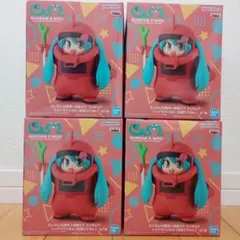 ガンダム45周年×初音ミク　フィギュア　シャアザクぐるみ