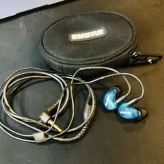 SHURE SE425 有線イヤホン 本体 - メルカリ