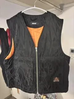 2025年最新】palace porter vestの人気アイテム - メルカリ