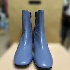 Item thumbnail for item a6632340-de68-4fb2-aaf5-36c28d538c35