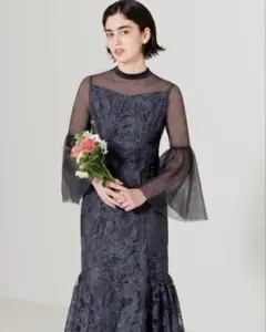 美品‼️【LEJA】レジャ異素材シアー刺繍レースプリーツスリーブマーメイドドレス