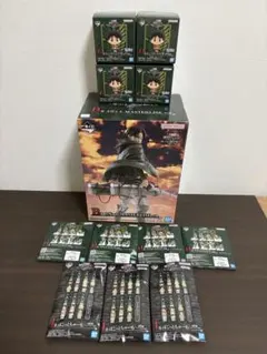 一番くじ 進撃の巨人 ～獣の巨人は俺が仕留める～　B賞 リヴァイ　他おまけ