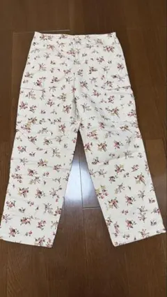 HUF 花柄 カーゴパンツ クロップド丈のサムネイル