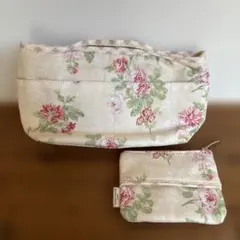 LAURA ASHLEY ローラアシュレイ バッグインバッグ、ポーチ 2点セットのサムネイル