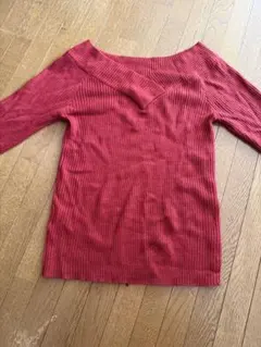 Latina オフショルダー風トップス　Mサイズ