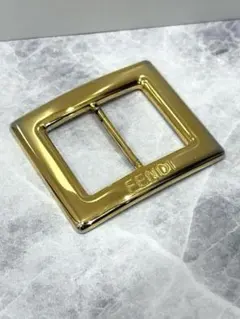 FENDI フェンディ ベルト バックルのみ スクエア型のサムネイル