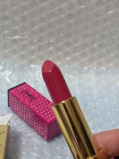 イヴ サン ローラン 口紅　ピュールクチュールコレクター 99