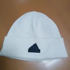 adidas ベージュ ニット帽 OSFM