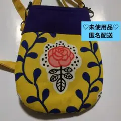 【未使用品】調整可能なストラップ付きスマホショルダーバッグ(匿名配送)