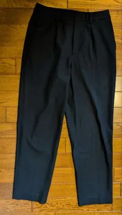 ユニクロ　スマートアンクルパンツ　レディースM ブラック