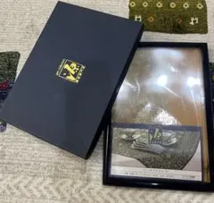 新品箱付　源右衛門 テーブルクロス かぶと唐草 100cm×100cmのサムネイル
