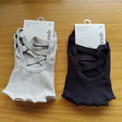 3COINS　5本指ヨガソックス グレー・ブラックセット