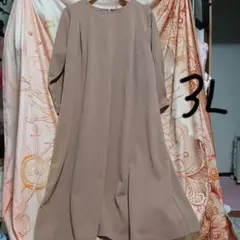 後ろプリーツ　ロングワンピース　3L 大きいサイズ　パーティー　きれいめ