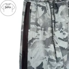 Item thumbnail for item e2ee49ad-75ec-4315-a391-6127c852a26b