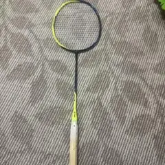 YONEX ASTROX 77 バドミントンラケット　4u5