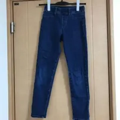 ユニクロ　ストレッチジーンズ　140センチ