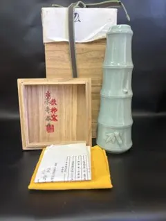 中国 宋代 官窯 青磁 壷 花瓶 箱付 V A439 - メルカリ
