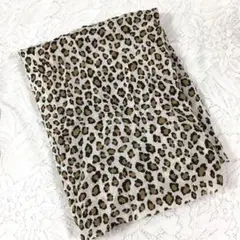 ヒョウ柄 生地 はぎれ 薄地 90×120cm 未使用