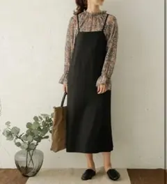 トラペーズキャミワンピース