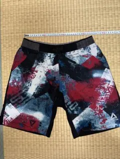 Reebok トレーニングショーツ Mサイズ