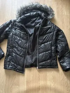 黒のファー付きダウンジャケット お兄系 y2k. ギャル男 光沢ブルゾン