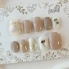 ニュアンスネイルチップ　くま　フラワー　グレーシュ　マグネット　ベリーショートのサムネイル