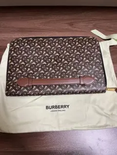 Burberry バーバリー モノグラム クラッチバッグ